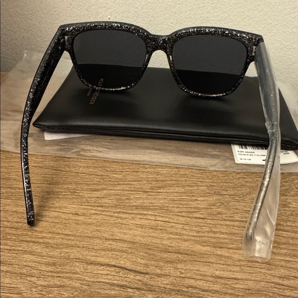 New Kurt GeiGer square sunglasses. - Picture 4 of 6